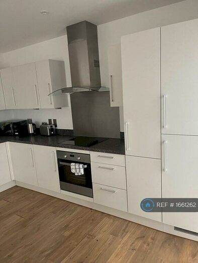 2 Bedroom Flat To Rent In Bawley Court, London, E16