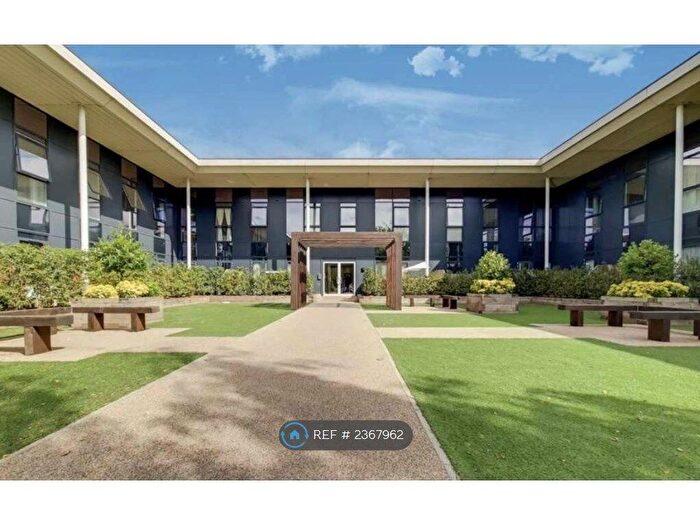 1 Bedroom Flat To Rent In St James House, Maidenhead, SL6