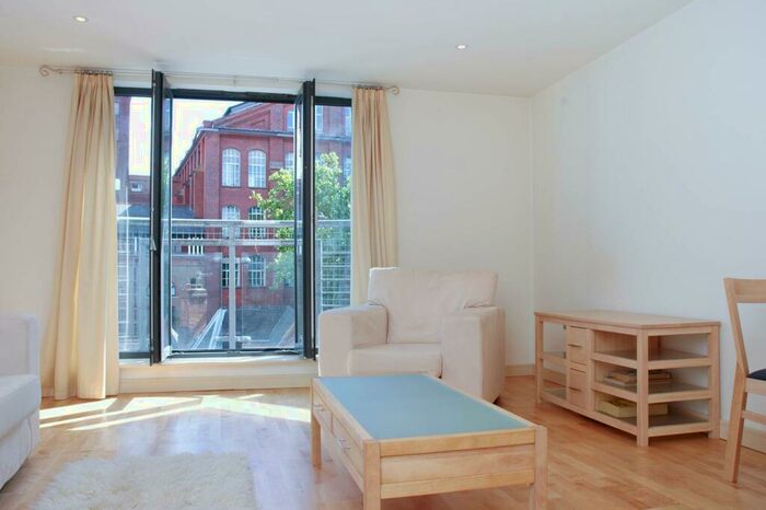 1 Bedroom Flat To Rent In Fairfield Road, Bow, London, E3