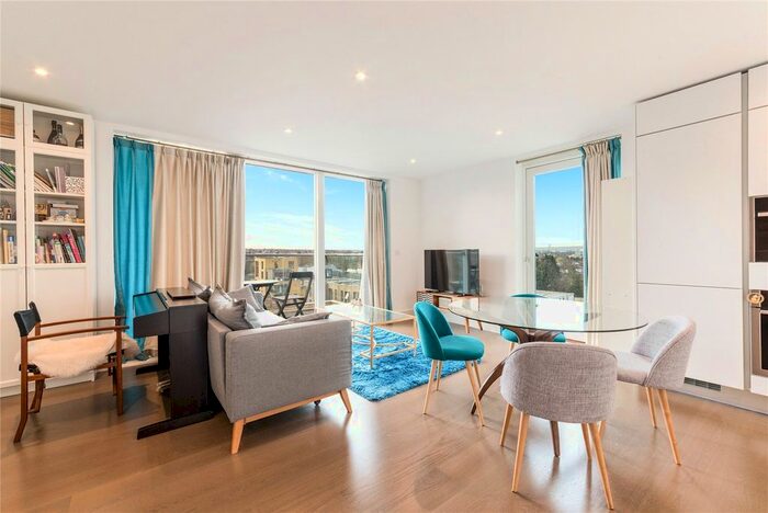 2 Bedroom Flat To Rent In Merlin Court, Handley Drive, London, SE3