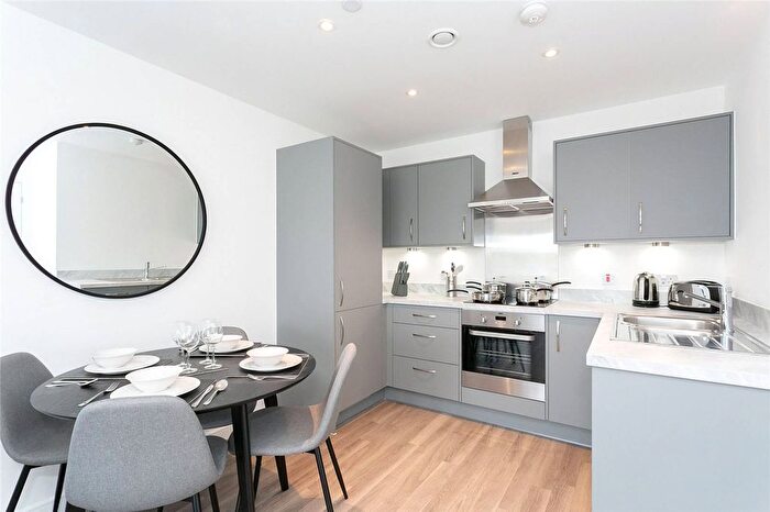 1 Bedroom Flat To Rent In Springwell Apartments, Watford, WD18