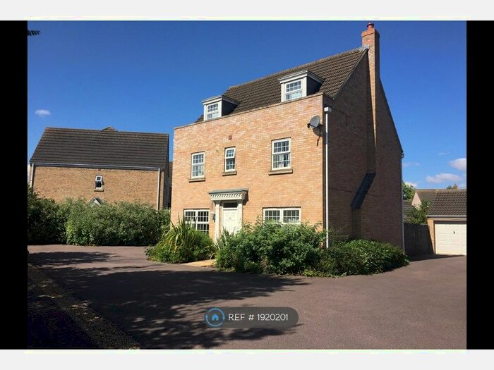 5 Bedroom Detached House To Rent In Robertson Way, Sapley, Huntingdon, PE28