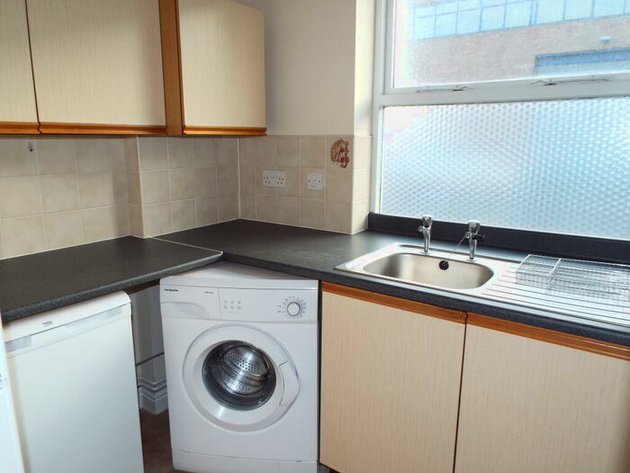 1 Bedroom Apartment To Rent In Derby Street, Burton On Trent. Le, DE14