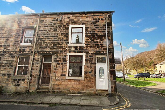 3 Bedroom End Of Terrace House For Sale In Plane Street, Todmorden, OL14