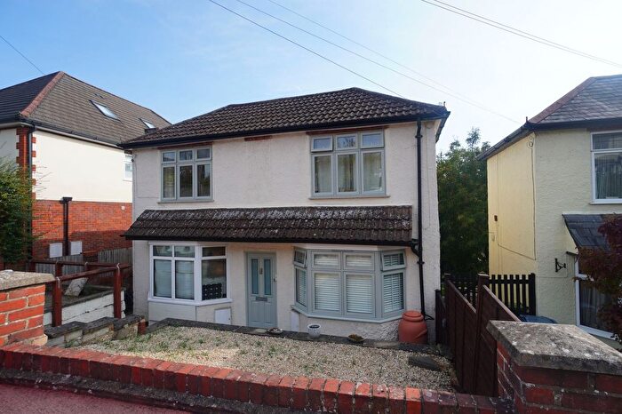 1 Bedroom Flat For Sale In Chapel Lane, High Wycombe, HP12