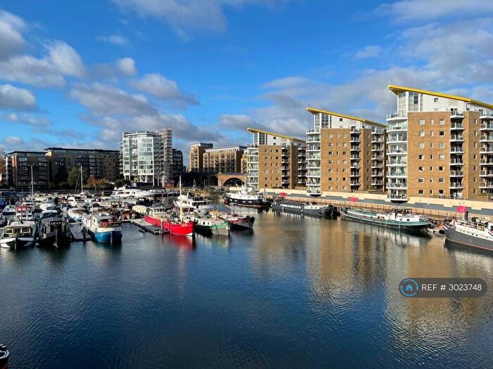 2 Bedroom Flat To Rent In Victory Place, London, E14
