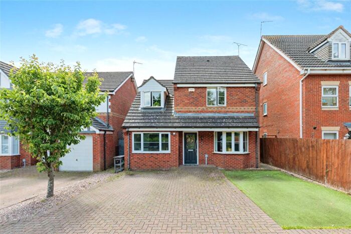 3 Bedroom Detached House For Sale In Aspen Drive, Longford, Coventry, CV6