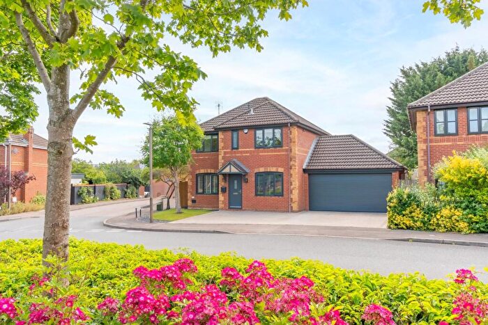 4 Bedroom Detached House For Sale In Frithwood Crescent, Kents Hill, Milton Keynes, MK7