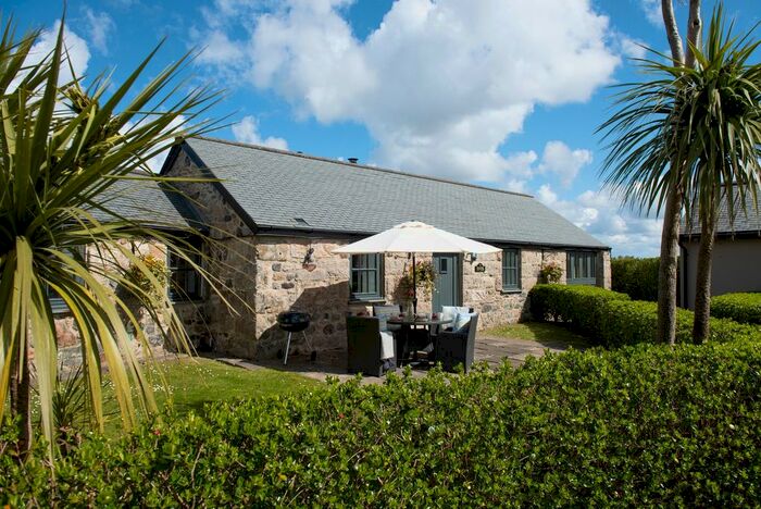 2 Bedroom Barn Conversion To Rent In Gonwin Manor Drive, Carbis Bay, TR26