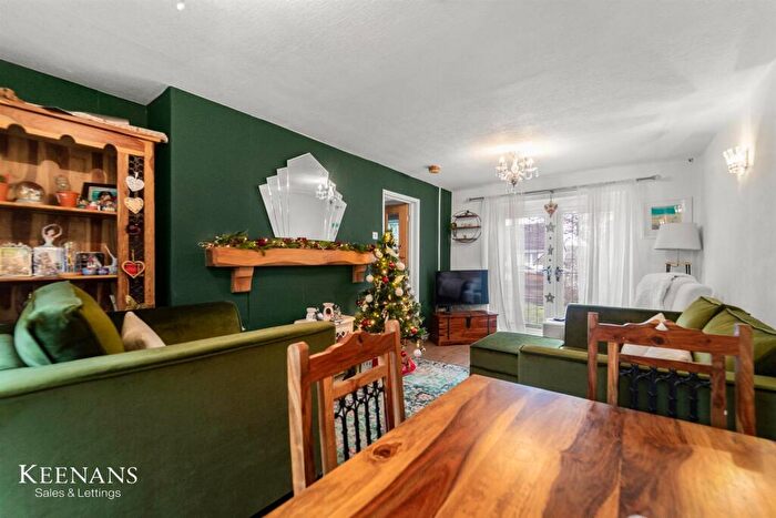 3 Bedroom Semi Detached House For Sale In Carholme Avenue, Burnley, BB10