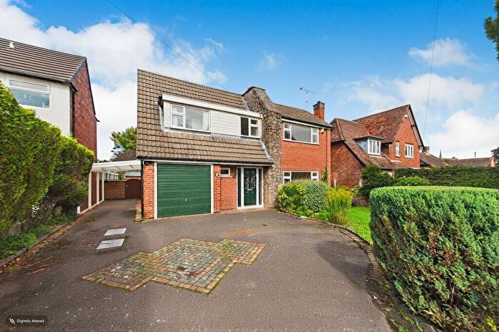 4 Bedroom Detached House For Sale In Park Lane, Castle Donington, DE74