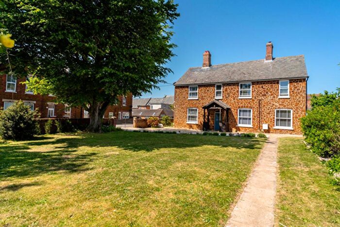 5 Bedroom Link Detached House For Sale In Hunstanton, PE36