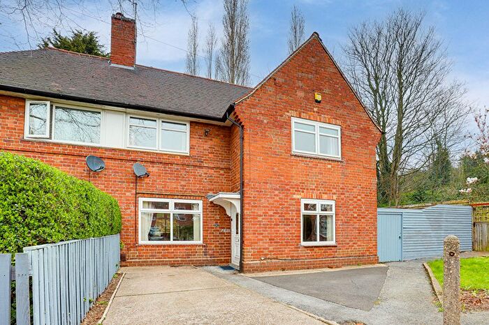 4 Bedroom Terraced House For Sale In Brayton Crescent, Nottingham, NG6