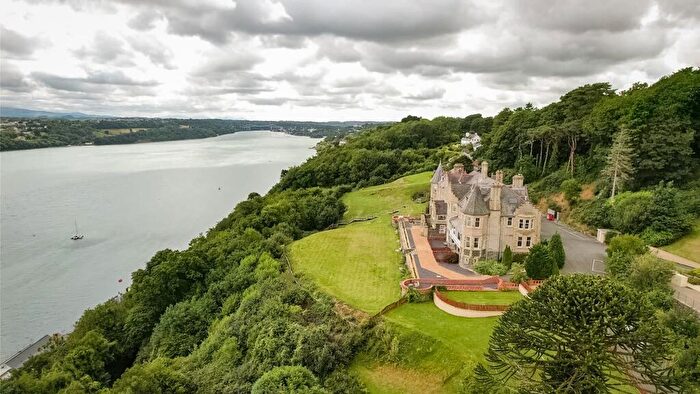 2 Bedroom Apartment For Sale In Glyngarth, Menai Bridge, LL59