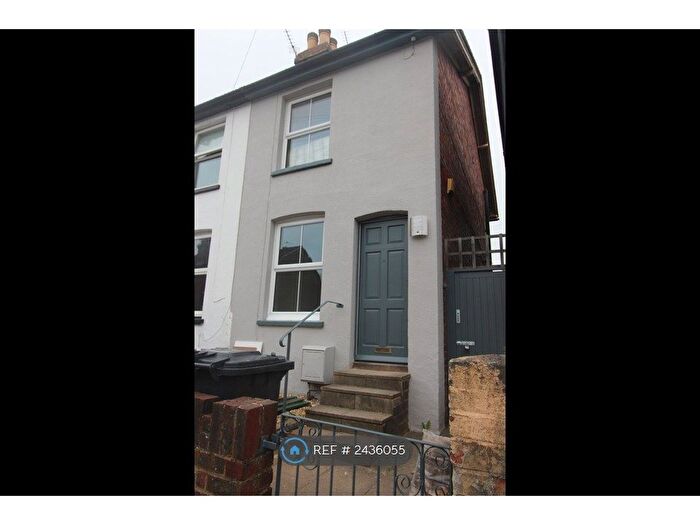 2 Bedroom End Of Terrace House To Rent In Denzil Road, Guildford, GU2