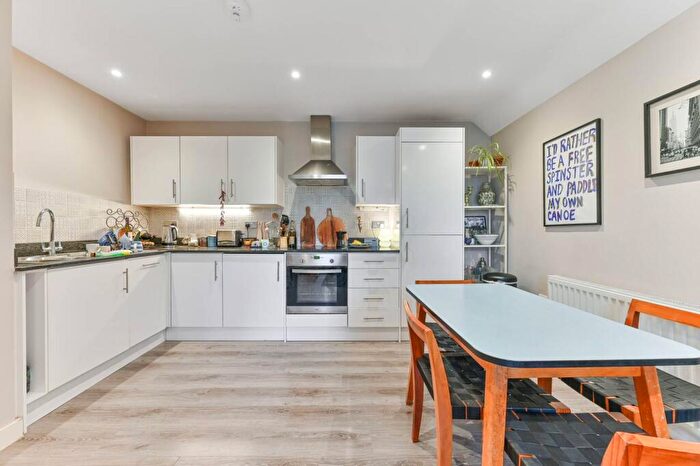 2 Bedroom Flat For Sale In Westow Street, Crystal Palace, London, SE19