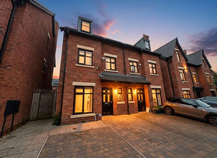 4 Bedroom Semi Detached House To Rent In Old Boatyard Lane, Worsley, M28