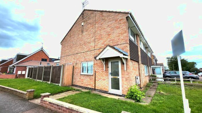 5 Bedroom Semi-Detached House To Rent In Nicklaus Road, Leicester, LE4