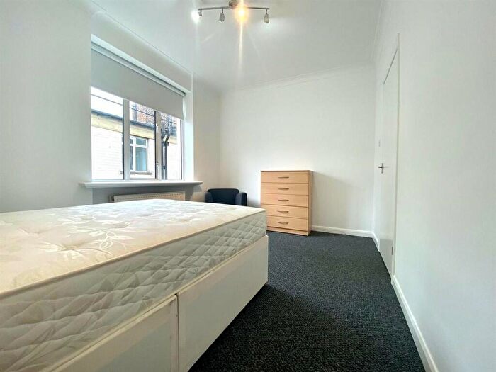 2 Bedroom Apartment To Rent In Warren Court, Euston Road, Fitzrovia, NW1