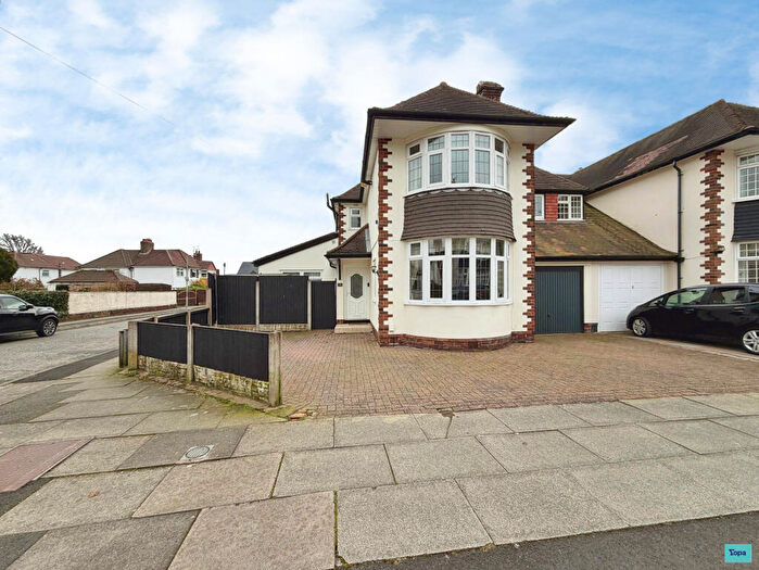 4 Bedroom Semi Detached House For Sale In Stand Park Road, Liverpool, L16