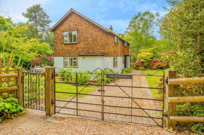4 Bedroom Detached House For Sale In Spout Hill, Rotherfield, Crowborough, TN6
