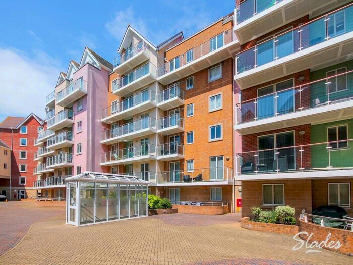 2 Bedroom Flat To Rent In Honeycombe Beach, Boscombe, Bournemouth, BH5