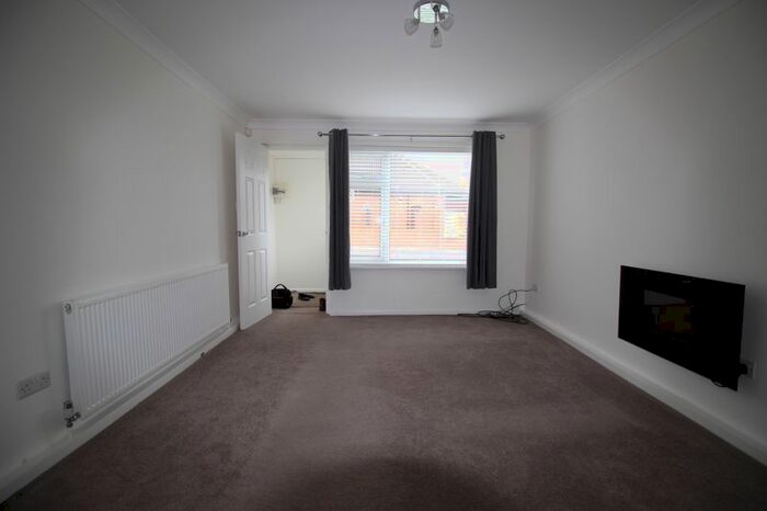 2 Bedroom Flat To Rent In Staindale Drive, Aspley, Nottingham NG8