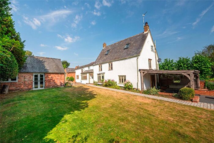 5 Bedroom Detached House For Sale In High Street, Spratton, Northampton, Northamptonshire, NN6