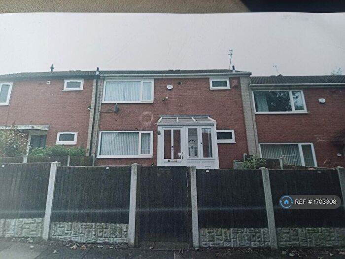 3 Bedroom Terraced House To Rent In Naburn Chase, Leeds, LS14