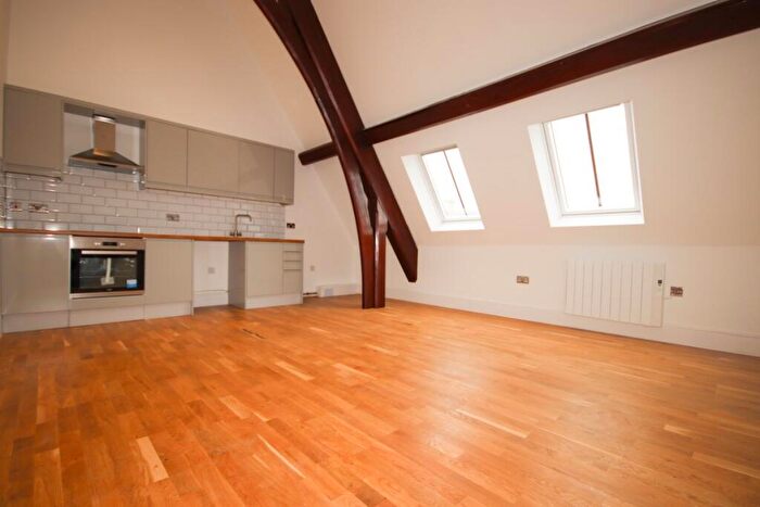 2 Bedroom Flat To Rent In London Road, Dover, CT17