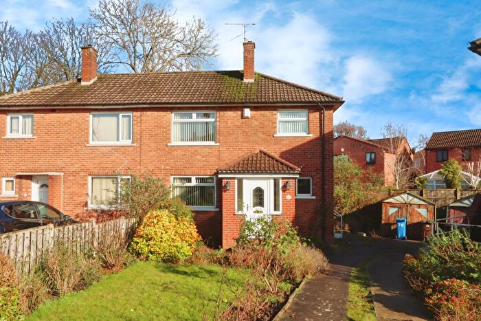 3 Bedroom Semi Detached House For Sale In Richmond Avenue, Sheffield, South Yorkshire, S13