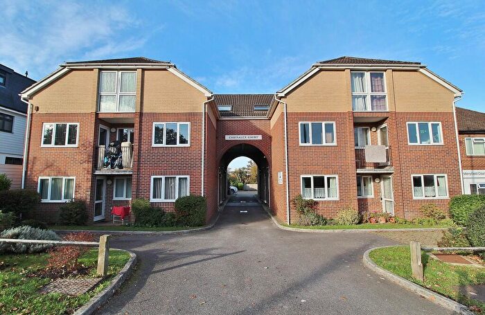 2 Bedroom Flat To Rent In London Road, Cowplain, PO8