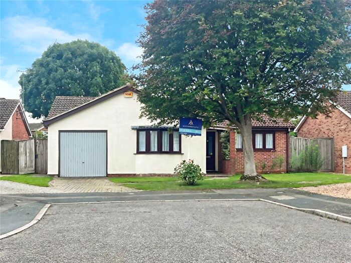 3 Bedroom Bungalow For Sale In Ovitts Close, Winslow, Buckingham, MK18