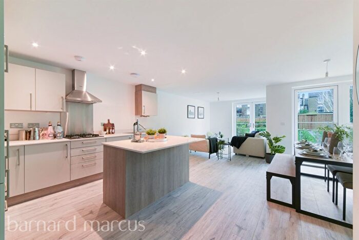 2 Bedroom Flat For Sale In Hartfield Road, Wimbledon, London, SW19