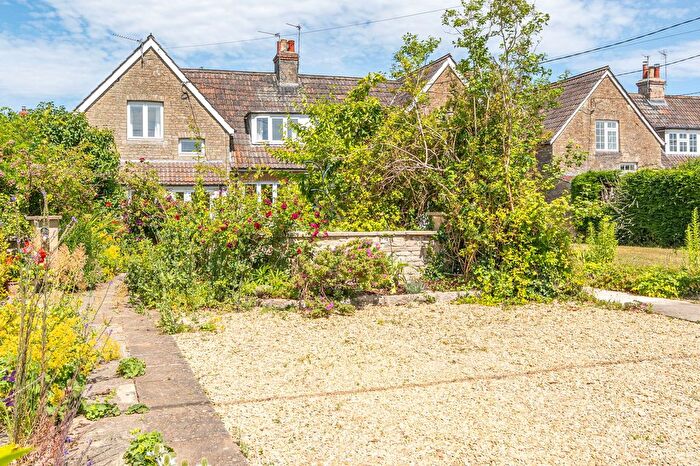 3 Bedroom Semi-Detached House For Sale In Easton Town, Sherston, SN16