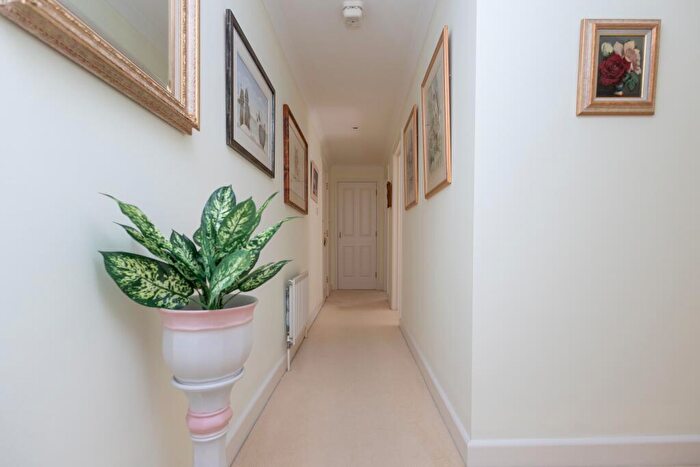 2 Bedroom Apartment To Rent In Haven Road, , Poole, BH13