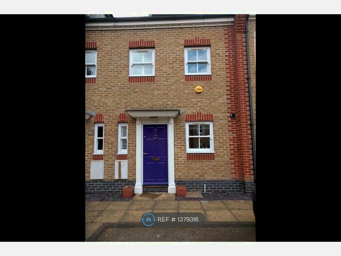3 Bedroom Terraced House To Rent In Marlborough Mews, London, SW2