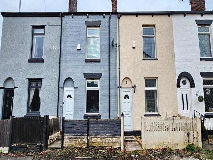 2 Bedroom Terraced House To Rent In Thomas Street, Westhoughton, Bolton, BL5