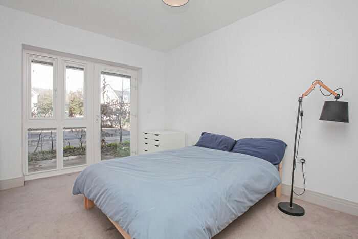 1 Bedroom Flat For Sale In Clifton Close, Bicester, OX26