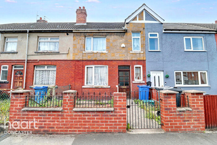 3 Bedroom Terraced House For Sale In Kings Crescent, Edlington, Doncaster, DN12