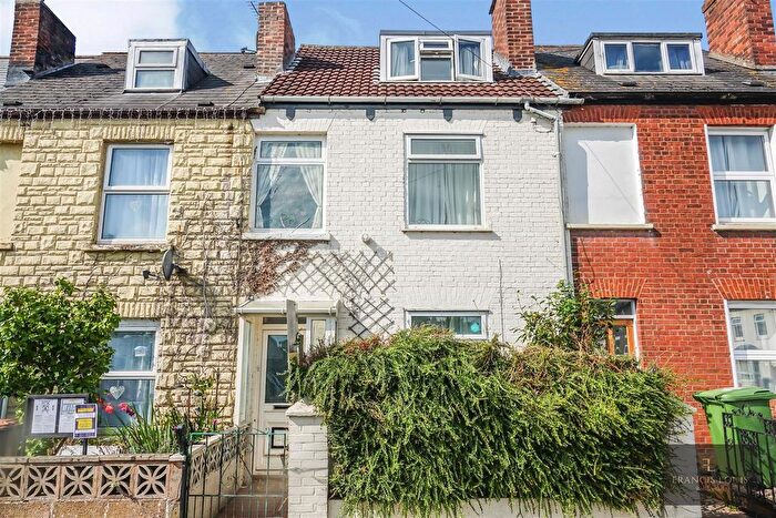 4 Bedroom Terraced House To Rent In North Street, Heavitree, Exeter, EX1