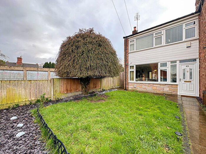 3 Bedroom Semi-Detached House For Sale In Ludlow Grove, Wirral, CH62