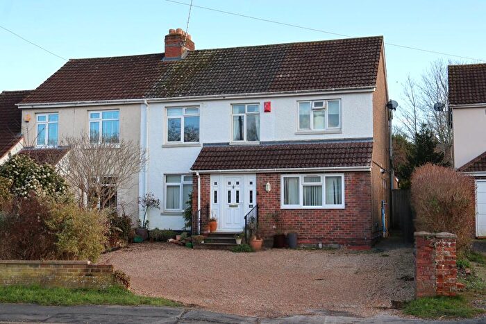 6 Bedroom House For Sale In White Dirt Lane, Clanfield, PO8