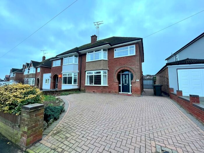 3 Bedroom House To Rent In Watery Lane, Coventry, CV6