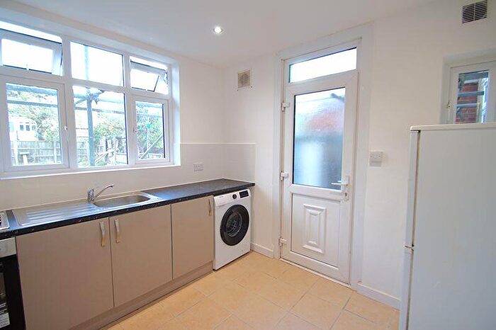 1 Bedroom Flat To Rent In Imperial Close, Harrow, HA2