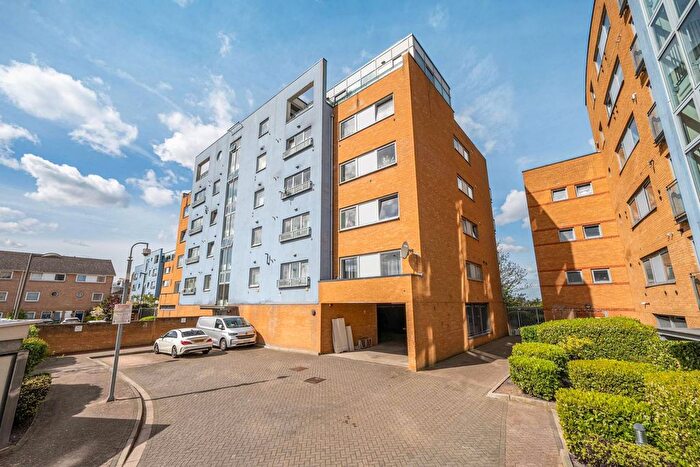 1 Bedroom Flat To Rent In Tideham House, Thamesmead, London, SE28