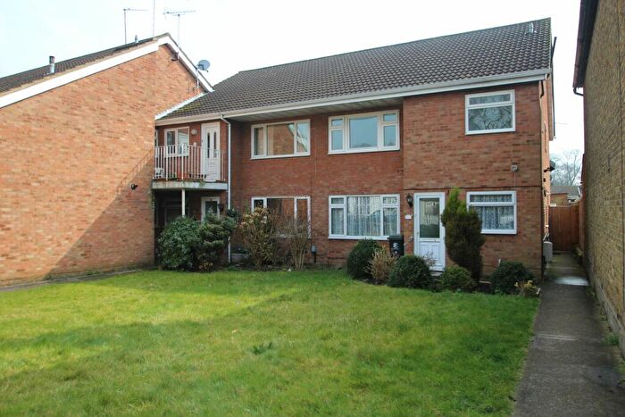 2 Bedroom Flat To Rent In Lambourne Road, Chigwell, IG7