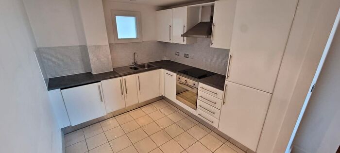 2 Bedroom Flat To Rent In Standish Street, Liverpool, L3