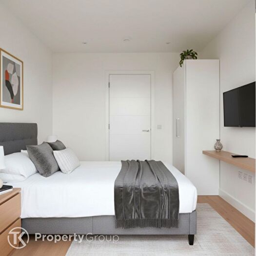 1 Bedroom Flat For Sale In , CH41