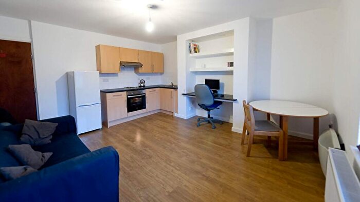 1 Bedroom Flat To Rent In Midland Road, Leeds, LS6